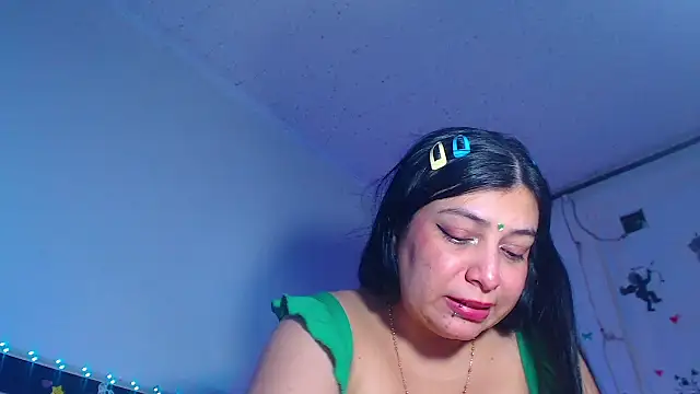 oliviarodriguez2u online show from April 17, 11:18 pm