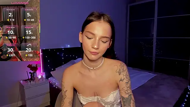 SophieCatty online show from March 18, 10:26 pm