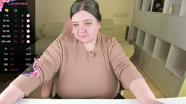 PlumPie online show from October 19, 1:24 pm