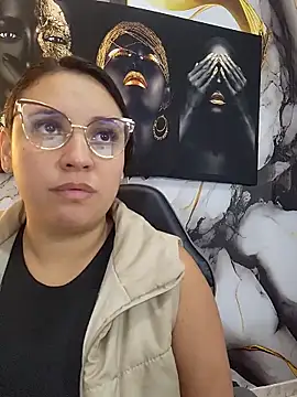 LizzRouse online show from April 24, 9:06 pm