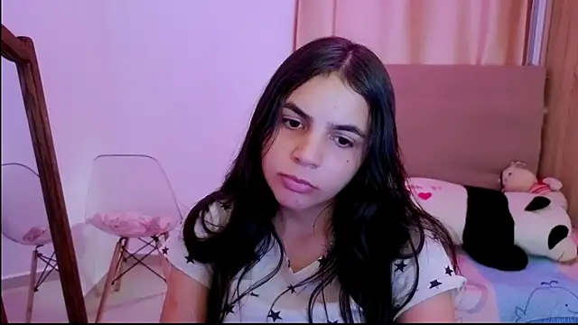  elenna online show from April 21, 6:15 pm