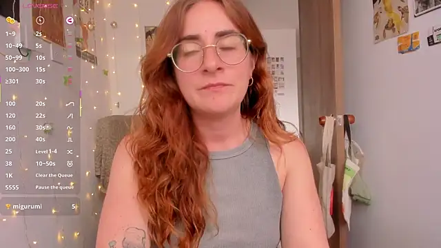 linda giggle online show from October 13, 4:09 pm