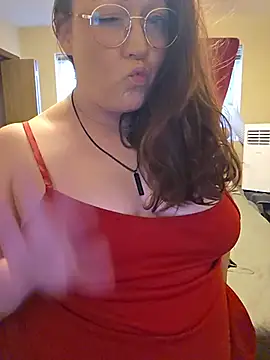 BBWQUEENBEEE online show from August 4, 1:55 am