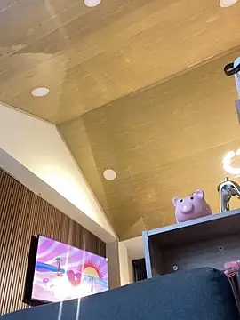 DaphneUwu online show from December 18, 12:48 am