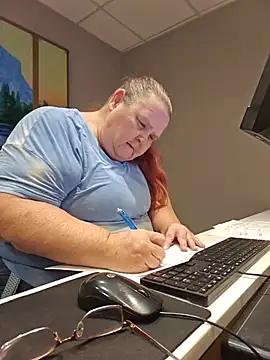 Hornybbw1978 online show from July 16, 5:12 am