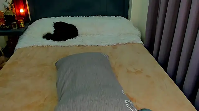 MissTyraxx online show from September 21, 3:27 am