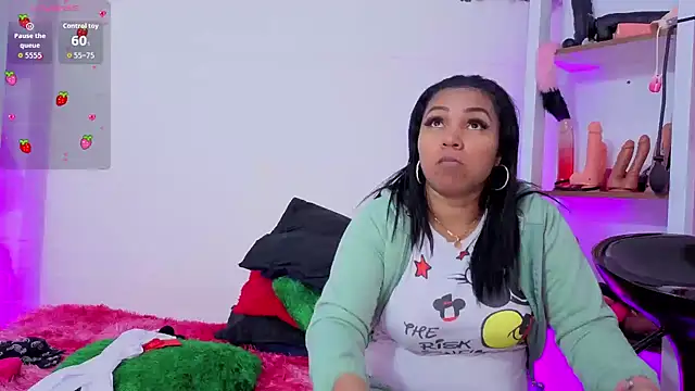 louise nails online show from April 23, 12:51 pm