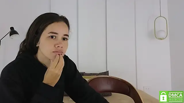 sexychanell 18 online show from December 3, 12:40 pm