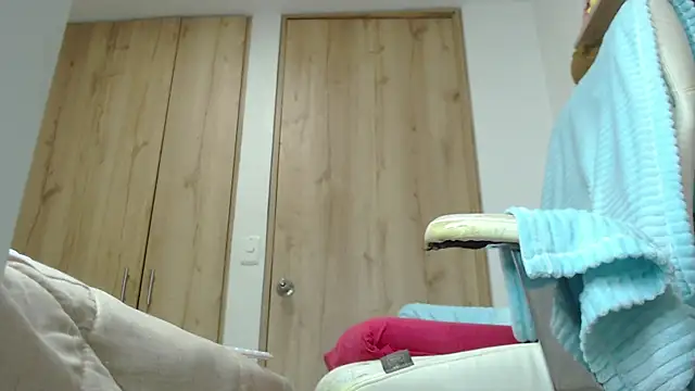 Neerea online show from February 13, 1:07 am