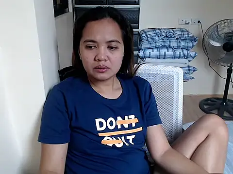 xTheLastVIRGINx online show from February 14, 4:58 am