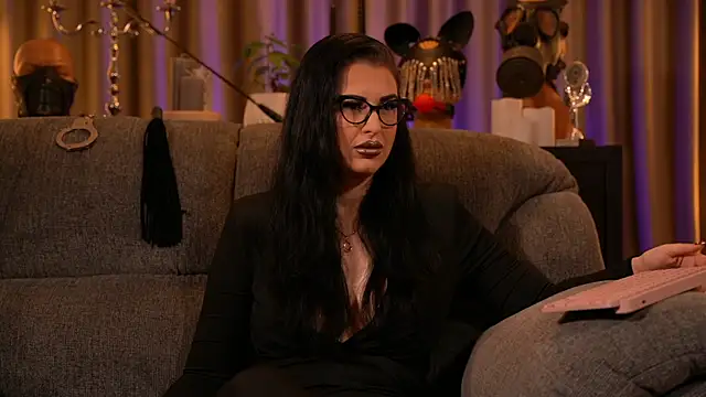 Snapshot of kelly_kent chatting on October 16, 10:34 pm kelly kent online show from October 16, 10:34 pm