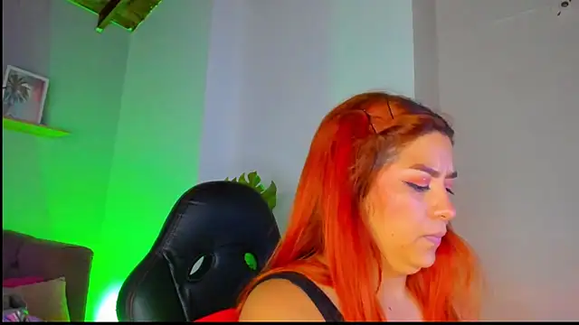 Gretta Queen online show from June 9, 6:29 pm