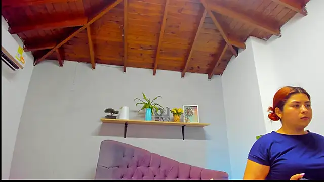 Gretta Queen online show from April 19, 4:51 pm