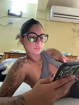 charlotte stevenss  online show from April 21, 1:18 pm