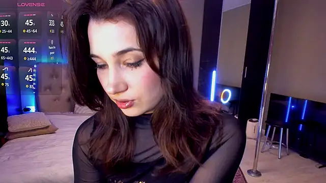 Carina E online show from February 28, 11:09 am