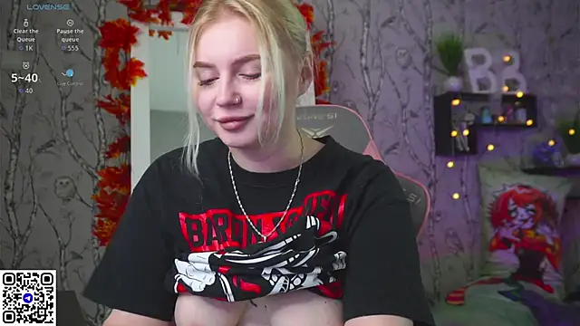 Moon Valkyrie online show from October 21, 7:56 am