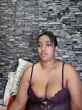 Xindias fantasyX online show from October 17, 7:39 pm