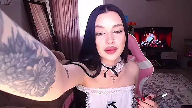   Malika   online show from April 27, 7:05 am