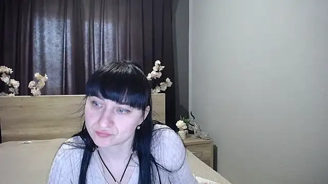 NinaFlawlees online show from April 24, 12:08 pm