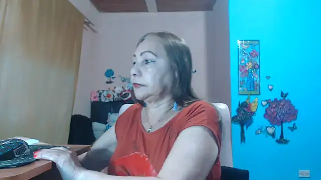 milfeddy  online show from April 18, 9:58 pm