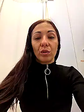 Snapshot of LeticiaWoods chatting on September 25, 12:04 pm LeticiaWoods online show from September 25, 12:04 pm