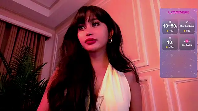 YOURCRISTINAS online show from April 25, 3:09 pm