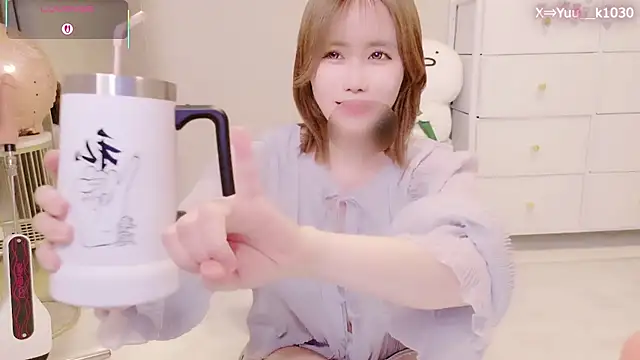 Yuu  k online show from February 19, 2:49 pm