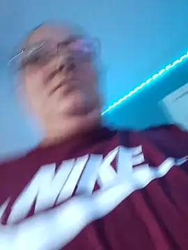 SexyNikki6969 online show from April 21, 12:01 pm