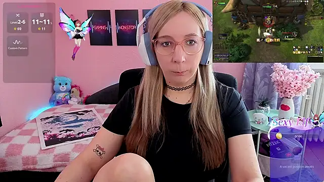 JustKerry online show from April 23, 8:33 am