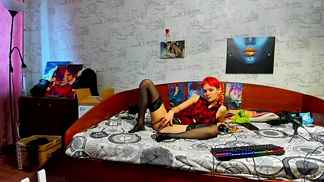 KagamiTayga online show from March 4, 7:37 am