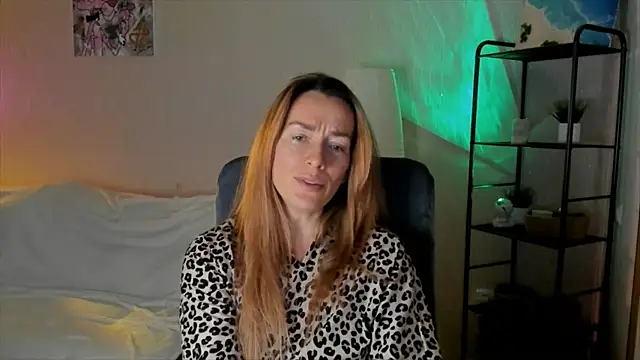 RebeccaMartinez online show from November 29, 12:20 pm