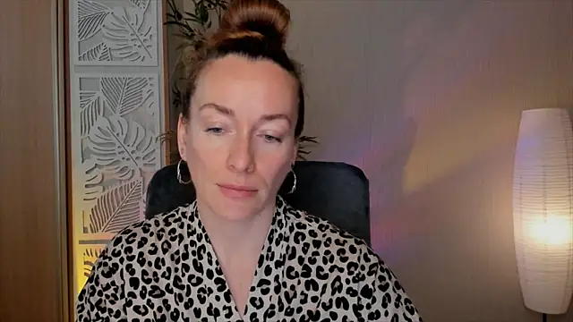 RebeccaMartinez online show from April 27, 7:27 am