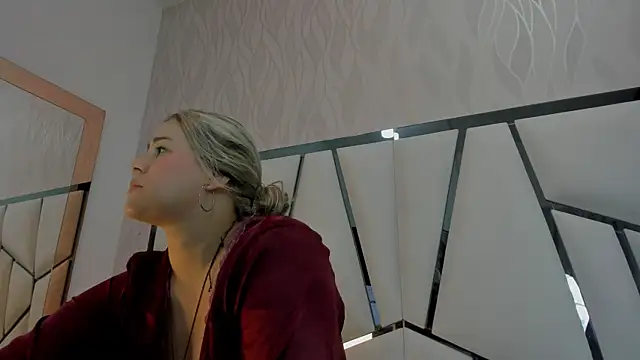 kimberly7  online show from April 7, 11:45 am