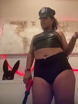 Snapshot of sophiahot_thick chatting on September 26, 12:52 am sophiahot thick online show from September 26, 12:52 am