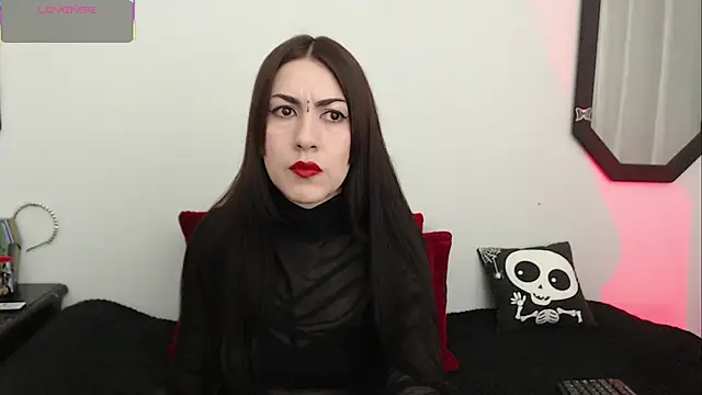 Amy Aloqua online show from November 8, 3:17 pm