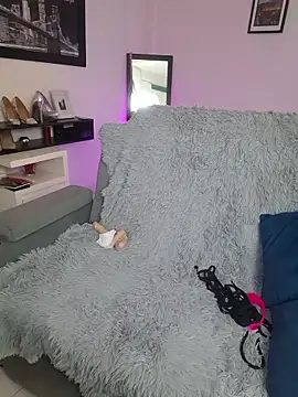 BellaFlaming online show from January 10, 11:26 am