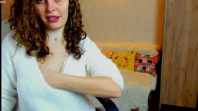 Snapshot of mia_grantes chatting on October 17, 6:11 pm mia grantes online show from October 17, 6:11 pm