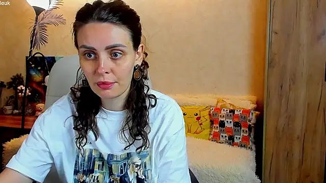 Snapshot of mia_grantes chatting on October 5, 8:14 pm mia grantes online show from October 5, 8:14 pm