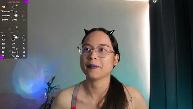 Snapshot of shantalc3rezo chatting on October 10, 7:30 pm shantalc3rezo online show from October 10, 7:30 pm