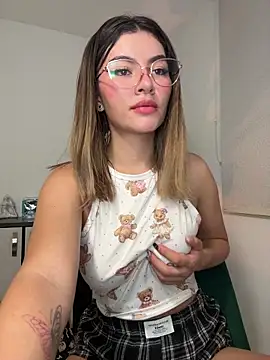 Your Honeey online show from November 3, 4:16 am