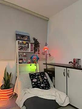 Your Honeey online show from April 25, 12:02 am