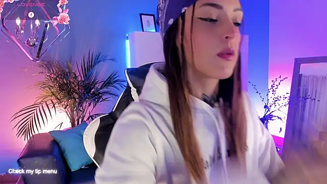 Megan inked online show from November 22, 3:53 am