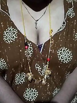 tuttifrutti17 online show from November 18, 5:03 pm