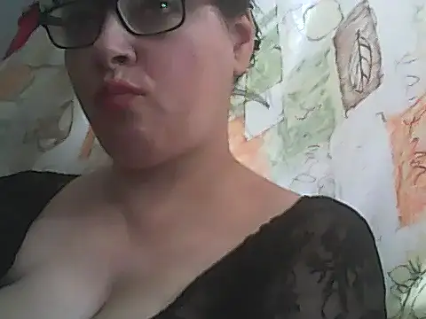 Snapshot of deluxpussy chatting on September 24, 6:34 am deluxpussy online show from September 24, 6:34 am
