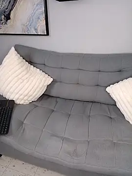 Amber Etan online show from April 28, 2:21 pm