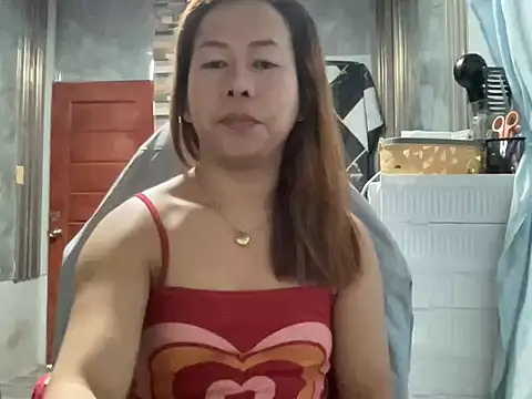 UrLove Marga online show from April 22, 9:45 pm