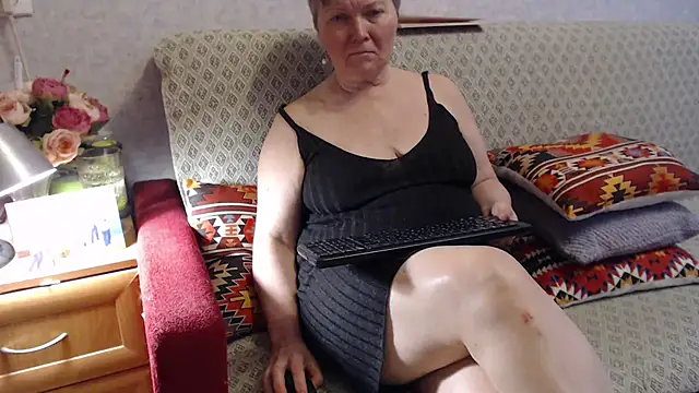 zarinafonliberman online show from April 25, 4:15 pm