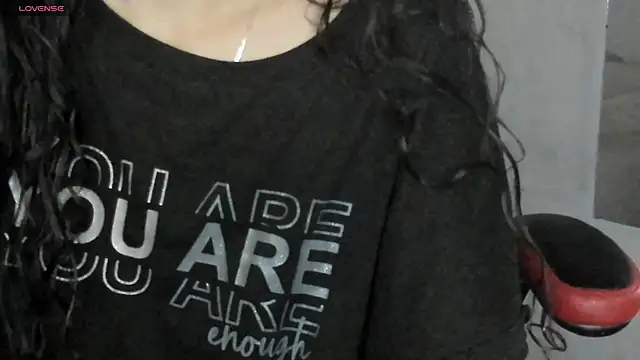 natasha logan  online show from April 10, 4:07 am