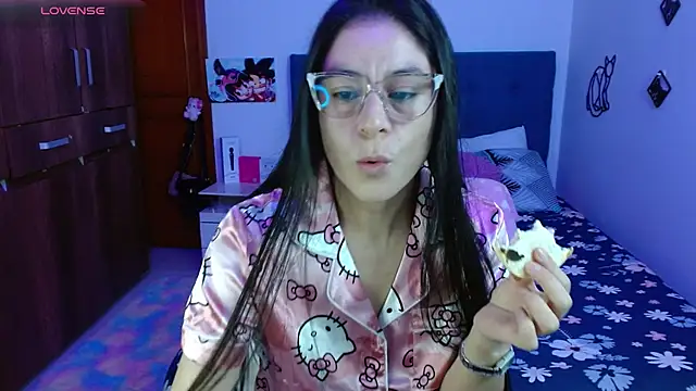antonella sweet33 online show from August 4, 3:29 pm