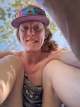 GoldenFlameGoddess online show from September 24, 9:47 pm